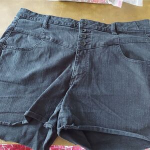 Lovesick BLACK high waist denim shorts size 19. 4